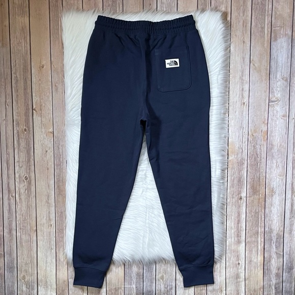 The North Face Men’s Heritage Patch Summit Navy Joggers - Picture 4 of 8